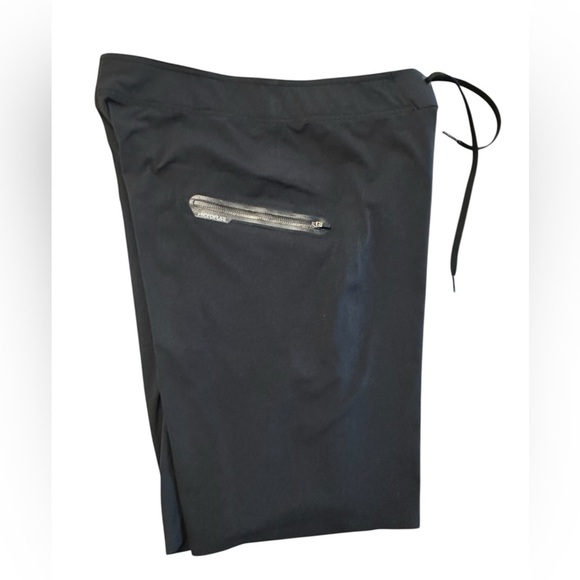 Oakley Black Athletic Board Shorts Men’s Small 30 - Picture 5 of 8